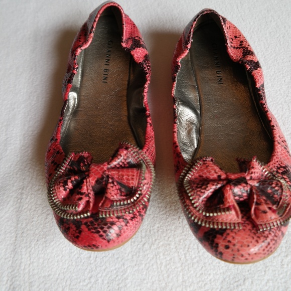 Gianni Bini Ballet Flats - Picture 1 of 6